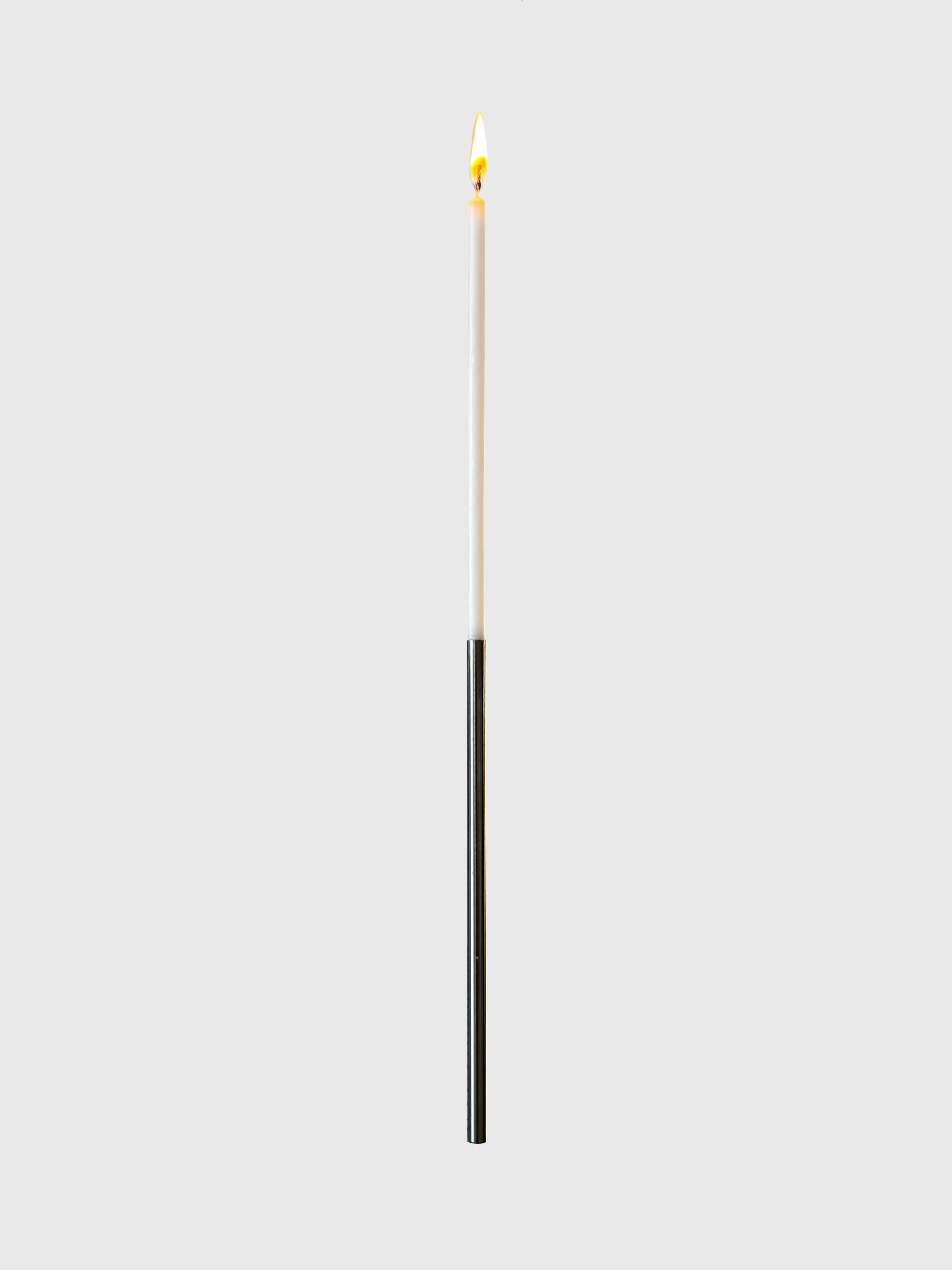 AXIS / MAGNETIC CANDLE HOLDER