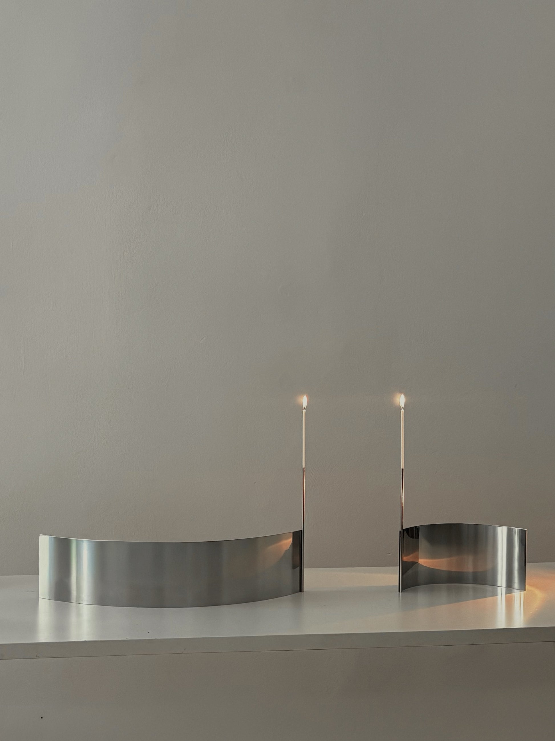 TANGENCY / CANDLE HOLDER