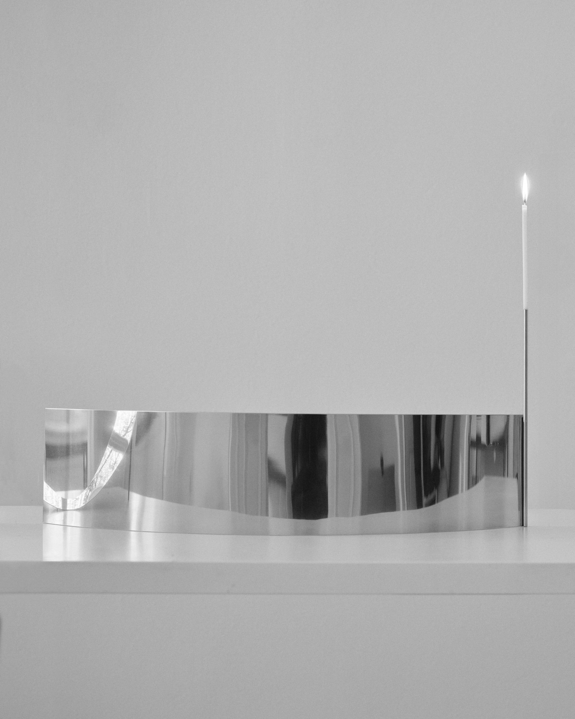 TANGENCY / CANDLE HOLDER
